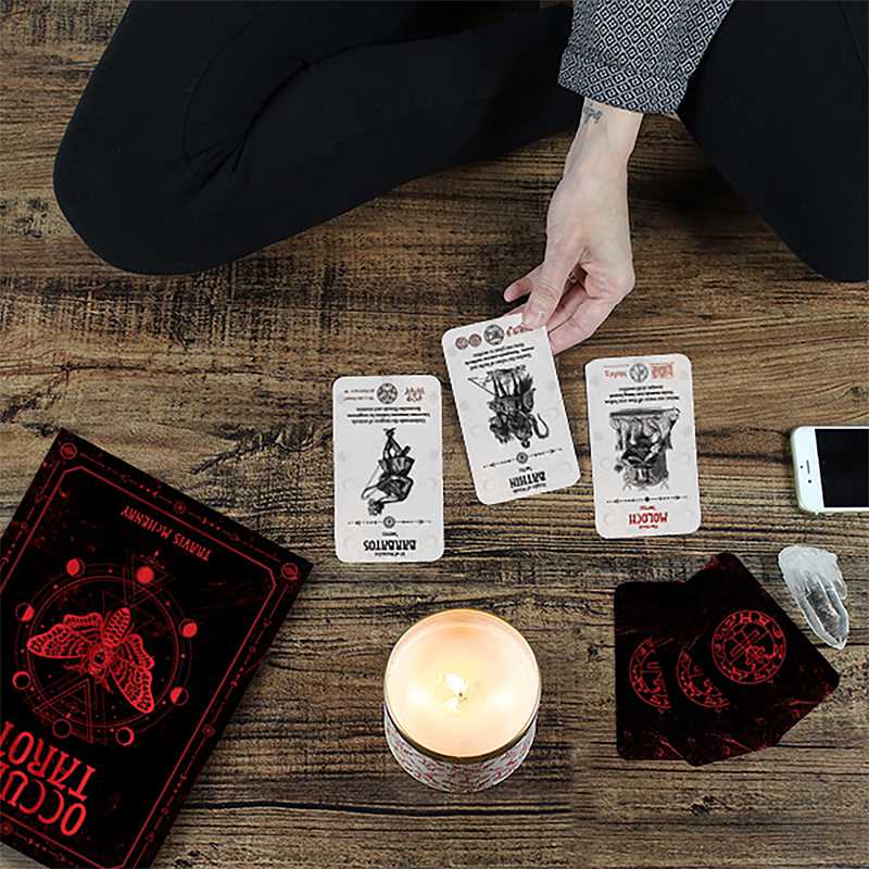 Occult Tarot by Travis McHenry: Flashcards; 78 pages / English