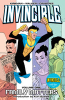 Invincible Volume 1: Family Matters TP