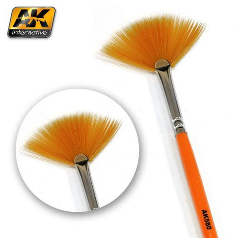 AK-Interactive Weathering Brush Fan Shape